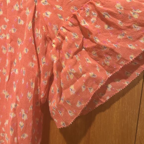J.Crew Coral Print Silk Blouse-Peplum Hem-Flutter Sleeve-Sz M-Cottagecore-Boho - Picture 4 of 8